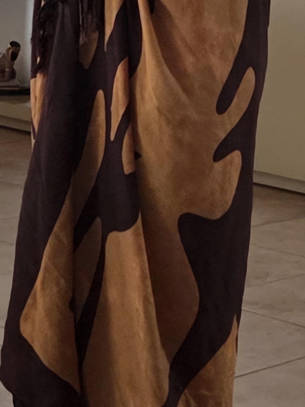 Women's Abstract Pattern Maxi Wrap Sarong- Brown & Black
